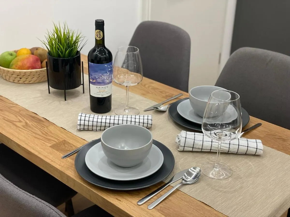 Sipsix Apartment - 2 Bedroom Flat In The Heart Of Budapest